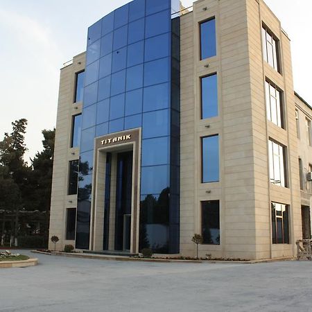 Titanik Hotel Bakoe Buitenkant foto