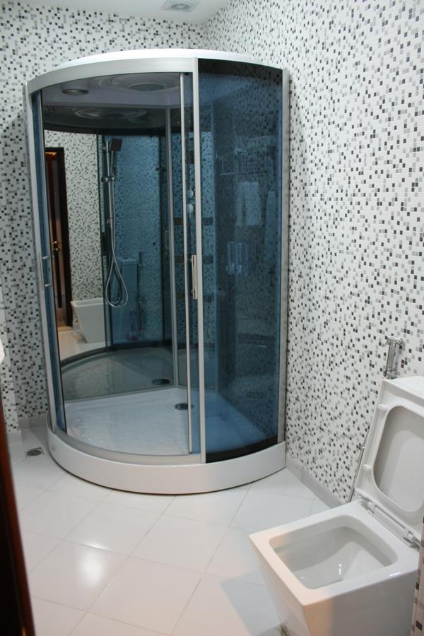 Titanik Hotel Bakoe Buitenkant foto