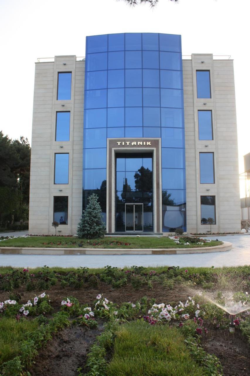 Titanik Hotel Bakoe Buitenkant foto
